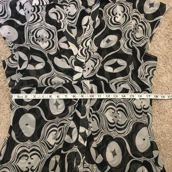 Vintage Monochrome Retro Ogee Cap Sleeve Twist Empress Waist Sheer Chiffon Top - Picture 14 of 16